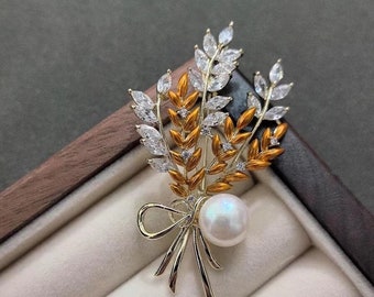 Wheat Pearl Brooch Handcrafted Wheat Pearl Pin Gift for Her Mother’s Day Gift Anniversary Gift Wedding Brooch Wedding Pin Pearl Pendant