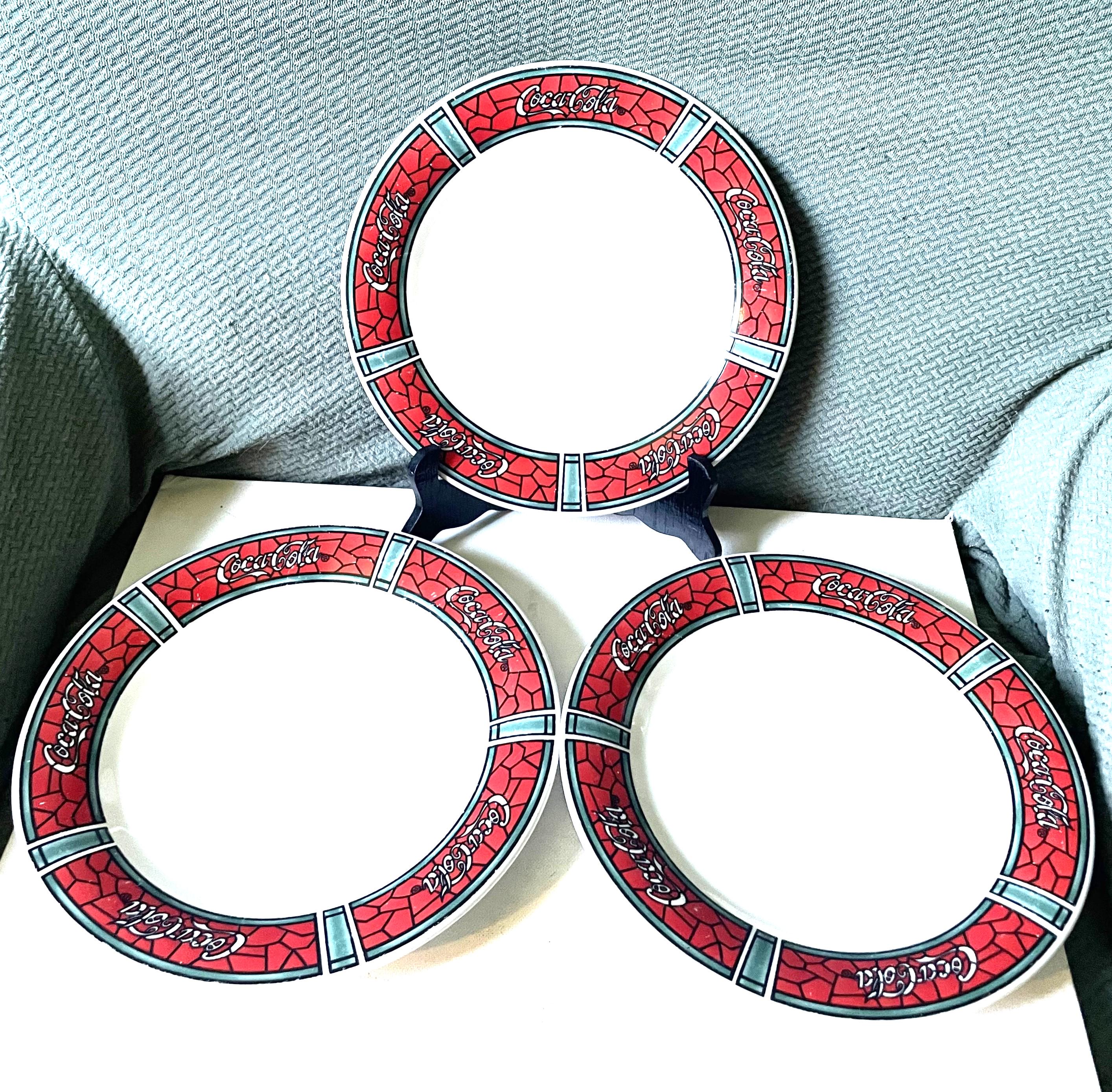 Coca-Cola 赤いプレート 3枚セット Coca cola plates - Etsy 日本
