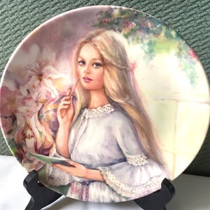 Plato coleccionable "La carta de amor" de Wedgwood Queen's Ware, 1986, de la colección "Retratos del primer amor", de Mary Vickers