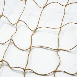 Plastic Free Indoor Grow Net (2&#39;x4&#39;, 3&#39;x3&#39;, 4&#39;x4&#39;, 5&#39;x15&#39;)-100% Natural Trellis, Biodegradable, Minimal Shedding, Indoor/Outdoor Plant Net