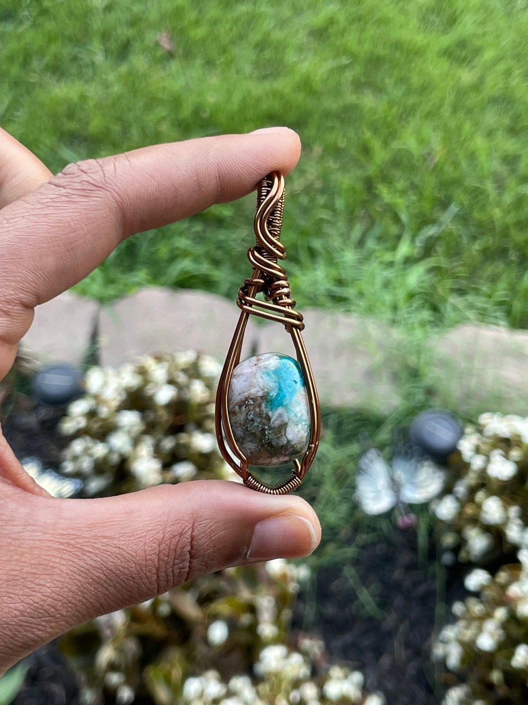 クリソコラ クリスタル ワイヤー ラップ ペンダント - ハンドメイド