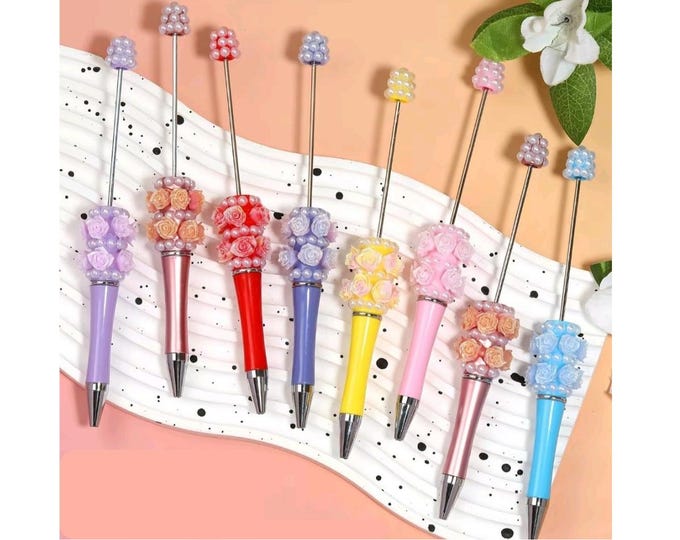 Flower and Pearl Color Changing Beading Pen Plastic 5 count, variety of colors to choose from. Each one made by hand.