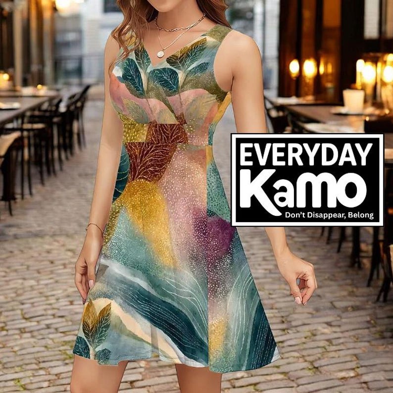 Robe Kamo abstraite à col en V pour tous les jours, tenue d'été moderne. 180 g de soie au lait image 2