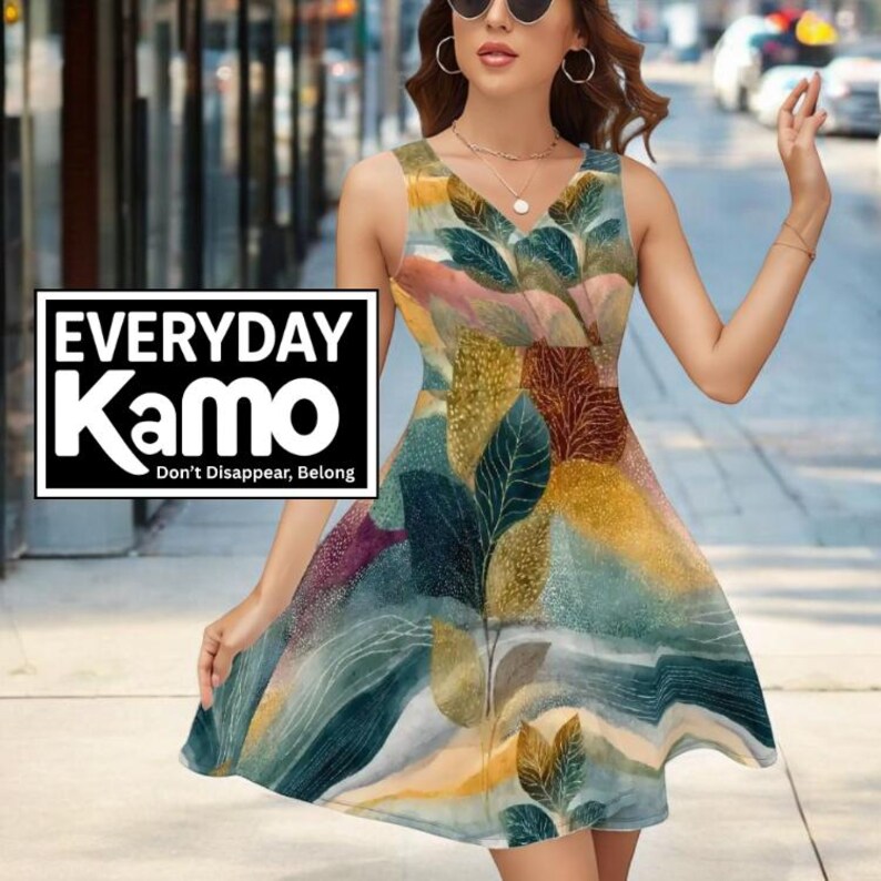 Robe Kamo abstraite à col en V pour tous les jours, tenue d'été moderne. 180 g de soie au lait image 3