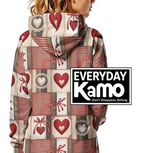 May include: A hoodie with a patchwork design featuring hearts, bows, and gingham patterns in red, white, and beige. The hoodie has a hood and a front pocket. The text "EVERYDAY Kamo" is displayed on the right side.