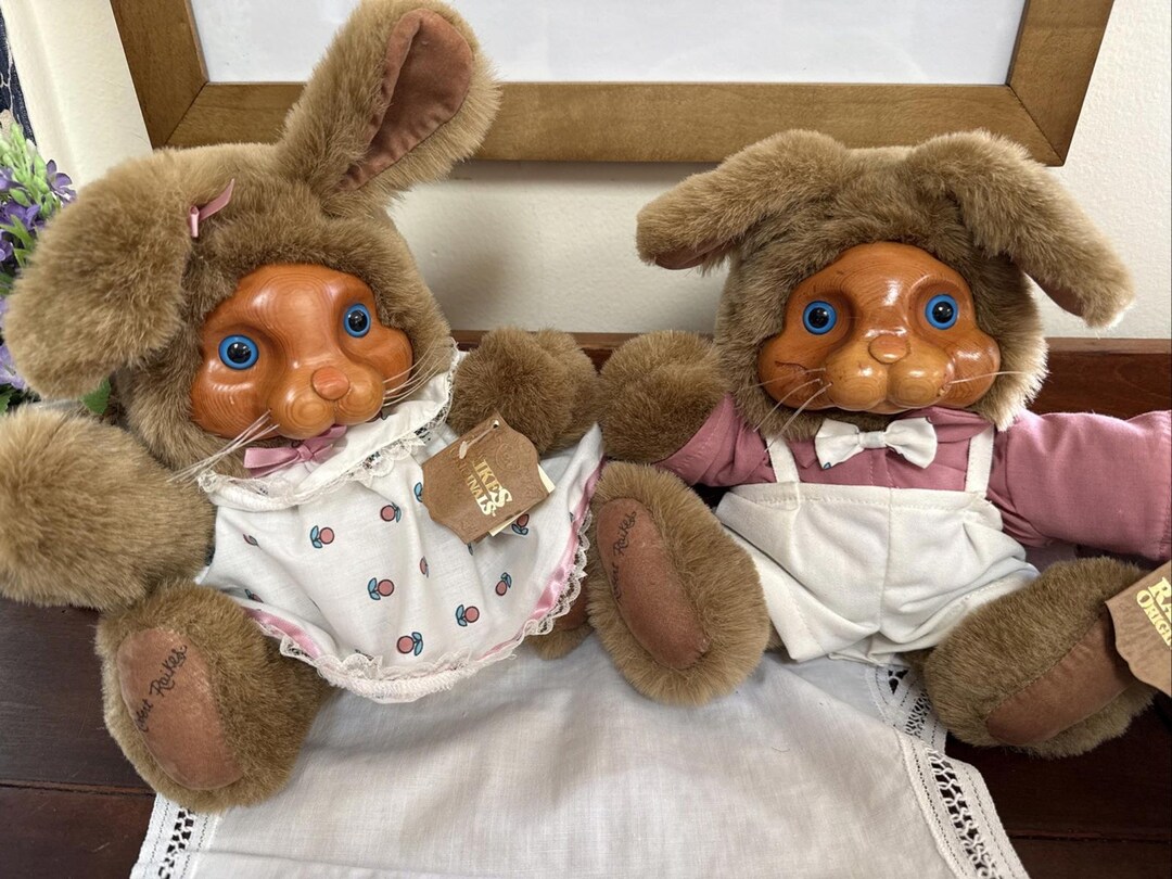 Robert Raikes Originals Wood Carved Bunny Rabbit Doll Pair Ashley ...