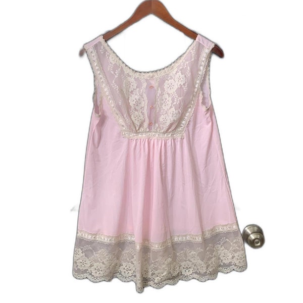 Vintage Gilead Medium pink babydoll style nightgown lace ribbons