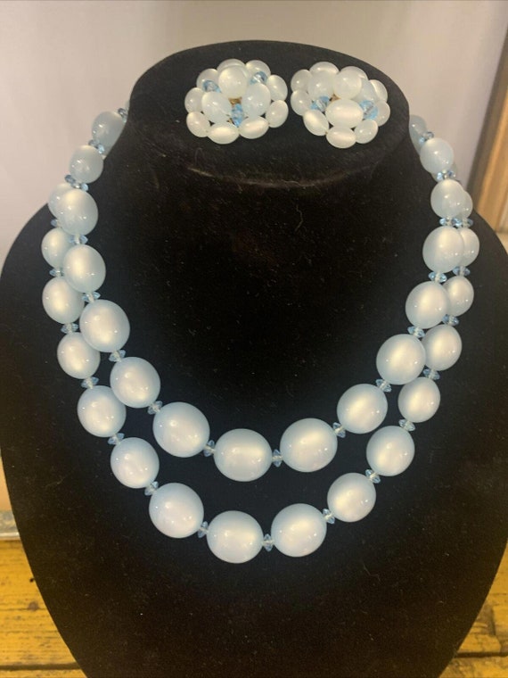 Vintage Necklace Double Blue Moonglow Lucite Bead… - image 9