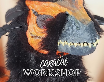 Máscara de dinosaurio peludo de Archaeopteryx salvaje, disfraz de raptor hecho a mano, plumas falsas, equipo de cosplay, regalo perfecto para fanáticos de los dinosaurios - HECHO A PEDIDO