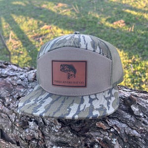 Bass Silhouette - Flatbill Snapback - Mossy Oak Camo