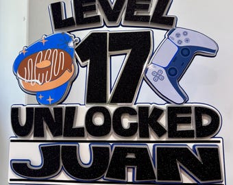 Level 17 Unlocked Glitter Cake Topper - Video Game Themed Birthday Decoration For Boys, 6-12 Inch Cakes