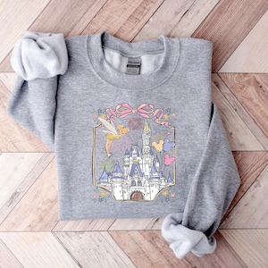Tinkerbell Magical Castle Shirt, Coquette Disney Castle Shirt, Tinkerbell Shirt, Magic Kingdom T-Shirt, Disney Trip Sweatshirt Bild 2