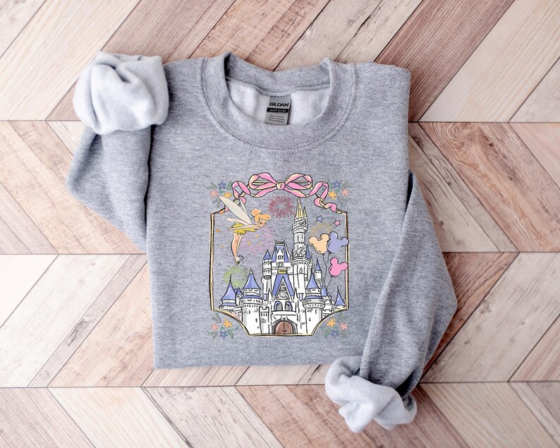 Tinkerbell Magical Castle Shirt, Coquette Disney Castle Shirt, Tinkerbell Shirt, Magic Kingdom T-Shirt, Disney Trip Sweatshirt Bild 2