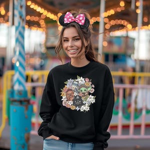 Disney Starwars Retro Flower Charaktere, Retro Disney Star Wars Shirt, Retro Star Wars Micky Shirt, Disneyworld Shirts, Disney Familien Shirts
