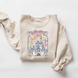 Tinkerbell Magical Castle Shirt, Coquette Disney Castle Shirt, Tinkerbell Shirt, Magic Kingdom T-Shirt, Disney Trip Sweatshirt Bild 3