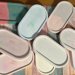 Decorative tray oval/ tray/ jewelry tray/ gift idea/ jewelry storage/ coaster/