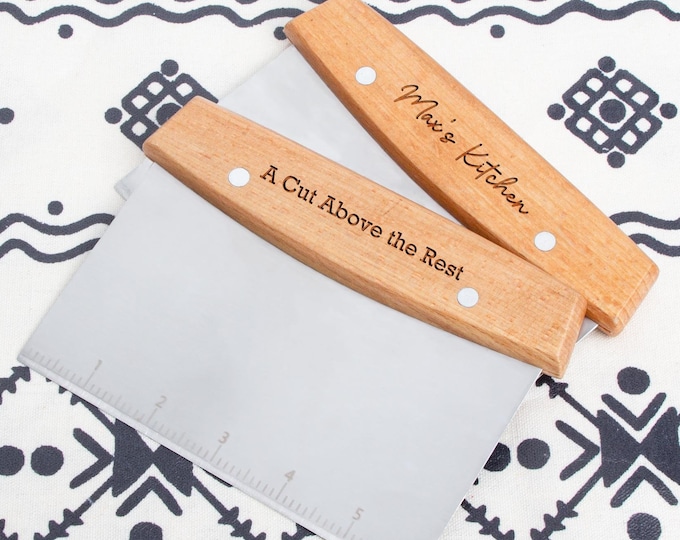 Personalized Dough Scraper, Dough Cutter with Custom Engraved Wooden Handle, Dough Scraper, Dough Pastry Chopper, Gifts for Bakers