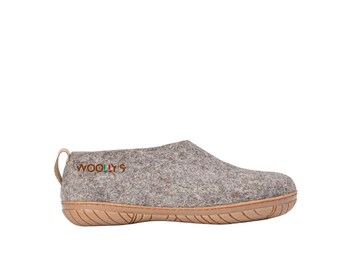 Scarpe da esterno marroni naturali con suola in gomma - fatte a mano, robuste, comode