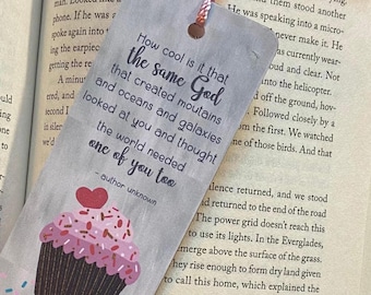Birthday Bookmark: Cupcake Design Reader Gift