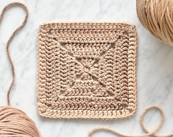 Basic Granny Square Crochet Pattern with Step-By-Step Video Tutorial ⸱ Solid Granny Square ⸱ Blanket ⸱ Digital PDF Crochet Pattern