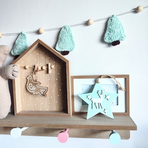 Christmas tree garland mint