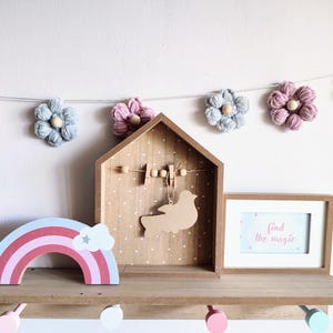 Daisy Chain Flower garland pink and gray colours