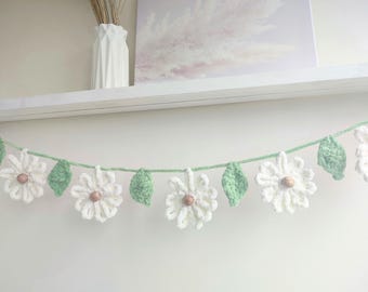 Kids Bedroom Decor, Daisy Nursery Garland