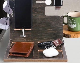 Personalized Wood Docking Station | Engraved Desk Organizer for Men | Father's Day Gift for Dad, Husband or Him | Teacher's Day Gift Idea