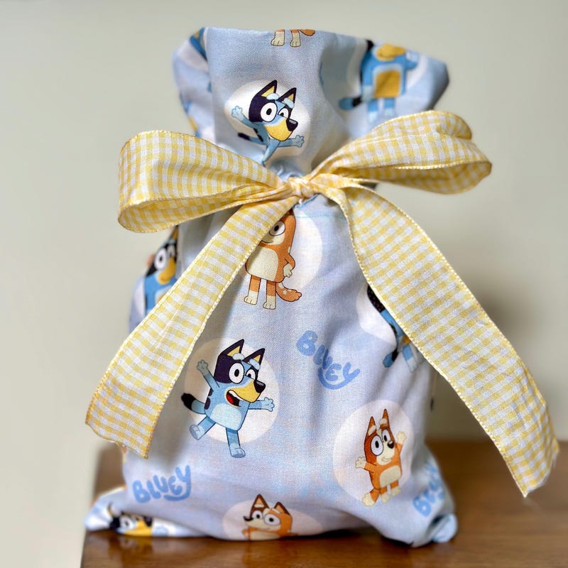 Bluey Gift Bag - 60+ Gift Ideas for 2024