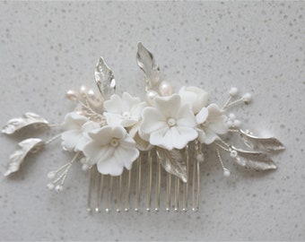 pearl hair comb,ceramic flower bridal hair comb, Natural pearl handmade headwear, wedding flower hair accessories, bridal flower hair comb