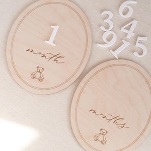 Baby Monthly Milestone Cards: Scalloped Teddy Bear Sign for Photo Prop ...