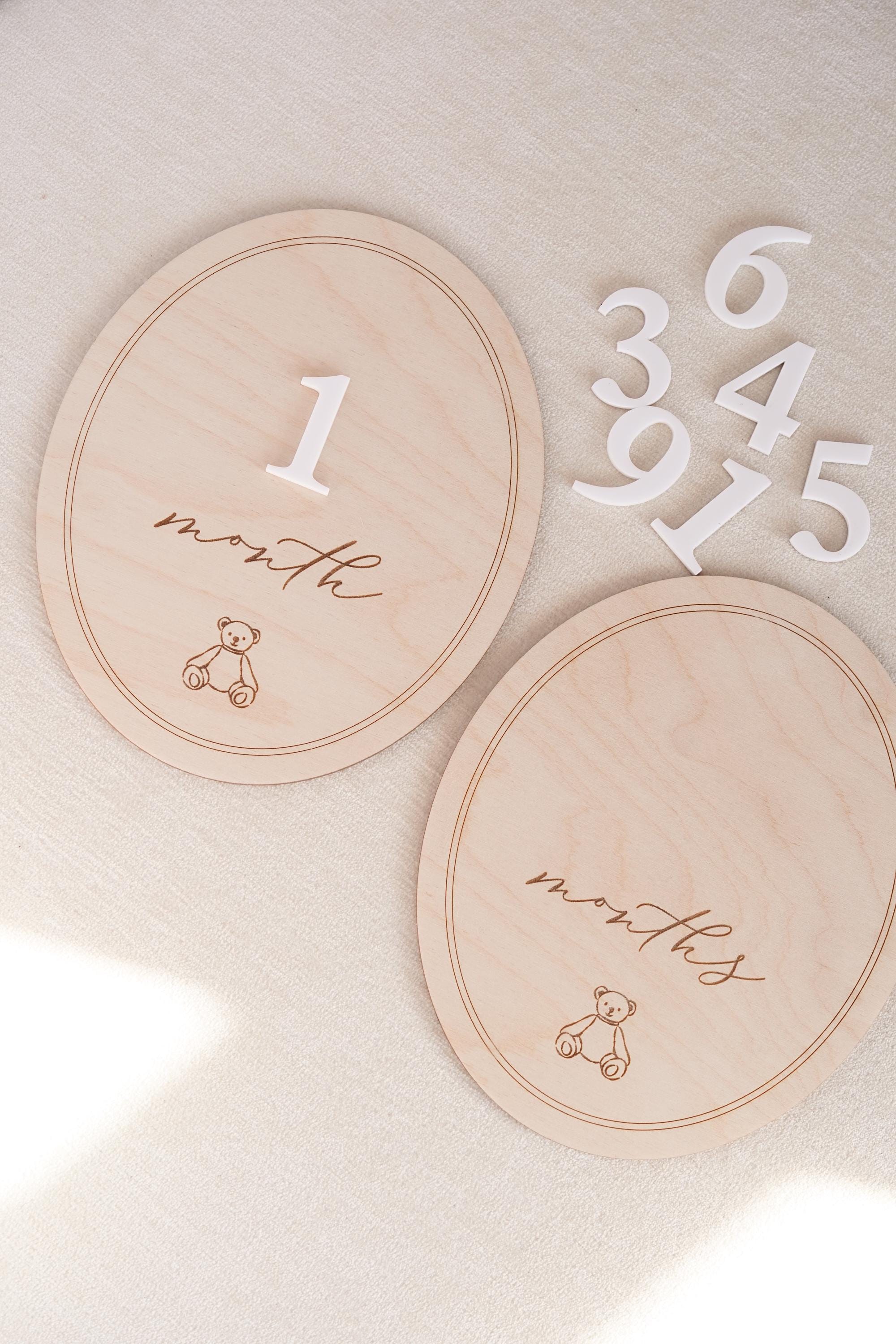 Baby Monthly Milestone Cards: Scalloped Teddy Bear Sign for Photo Prop ...