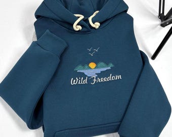 Sweat à capuche brodé montagne et soleil, cadeau pour amoureux de la nature, pull unisexe, sweat à capuche douillet, sweat-shirt de randonnée, sweat à capuche aventure, vêtements de plein air