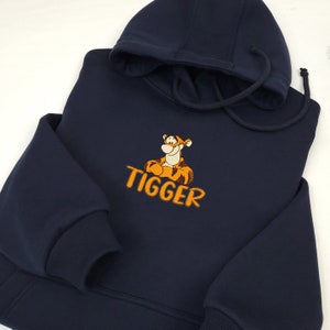 Hoodiestickerei Winnie Pooh, Hoodiestickerei Tigger, Hoodie unisex bestickt Winnie Pooh und Freund Tigger