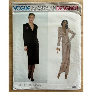 Vogue Amerikansk designer John Anthony Mönster 2269 Kavaj och kjol Storlek 12
