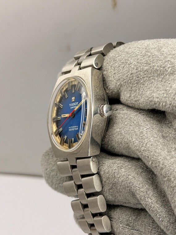 Vintage tissot Swiss automatic seastar date men’s wristwatch View 6