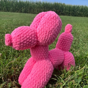 Crochet balloon dog
