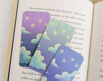 Marcador "Céu" com estrelas holográficas | impresso em ambos os lados | acessórios de leitura fofos para leitores ávidos e amantes de livros