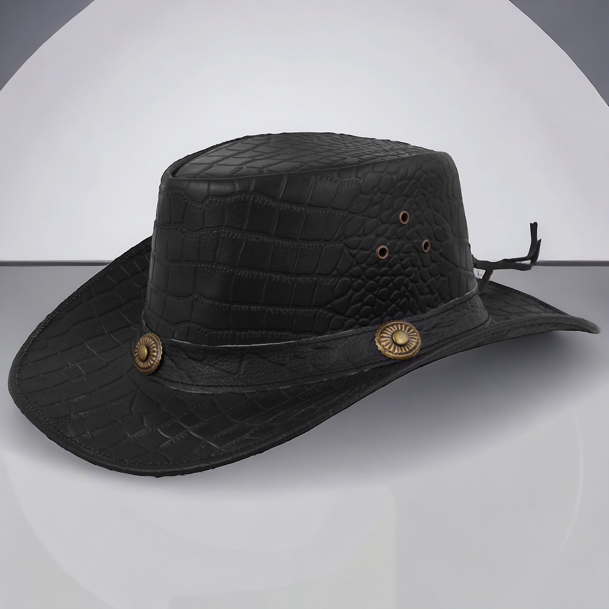 Handcrafted Leather Cowboy Hat: Western Outback Style