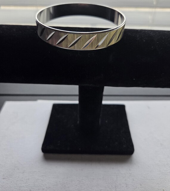 Bangle Silvertone Etched Bracelet - image 2