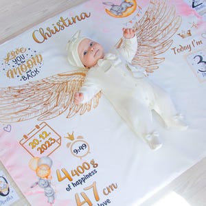 Personalisierte Baby Meilenstein Decke, Engel Flügel Monatlicher Wachstums Tracker, Benutzerdefinierter Name Rosa Prinzessin Foto Requisite, Neugeborenen Baby Geschenk, Wand Kunst