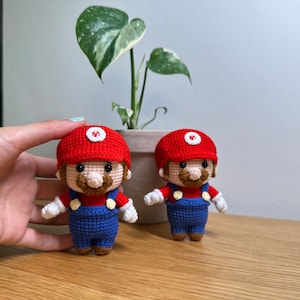 SuperMario Mario Amigurumi Häkelfigur | Handgemachte Spielfiguren, fertiges Produkt