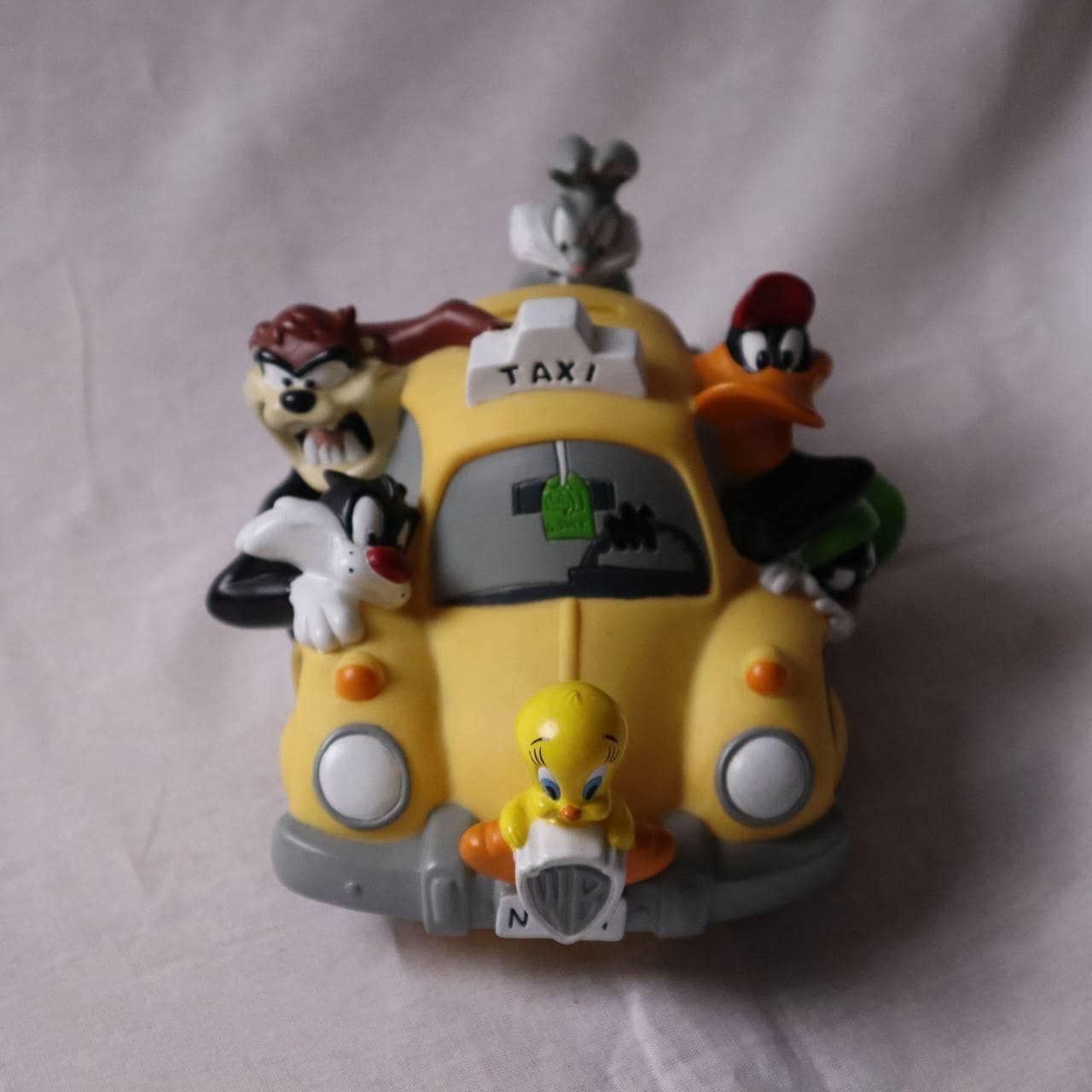 Vintage Looney Tunes Coin Bank Warner Bros Taxi Cab Tweety Bugs