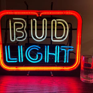 Budweiser vintage neon sign - Etsy 日本