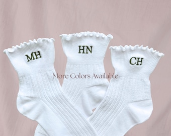 Personalized Initial Ruffle Socks, Pilates Ruffle Sock, Custom Monogram Embroidered Socks, Gift for Her, Bridal party Gift, Birthday Present