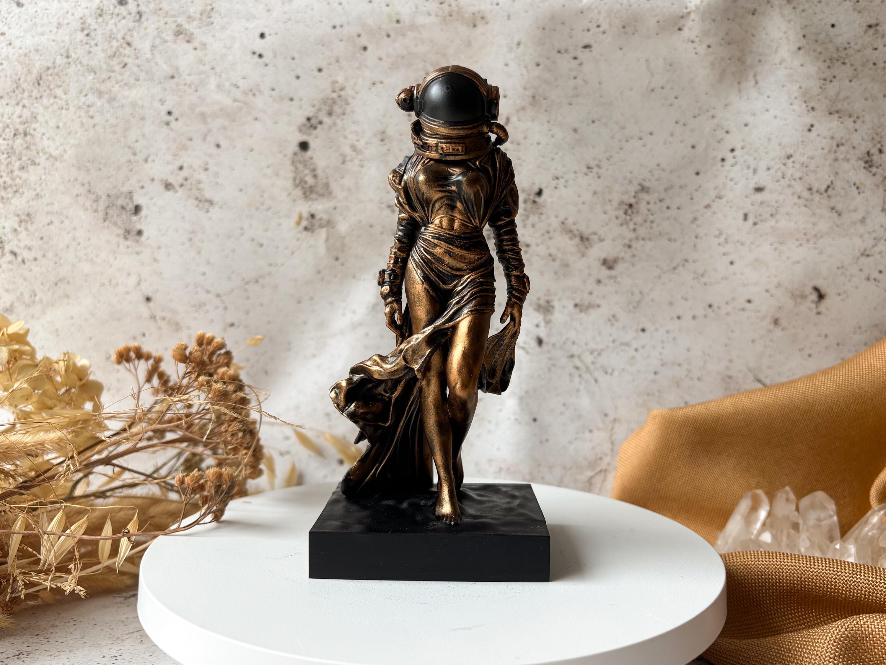 Woman bronze statue - Etsy 日本