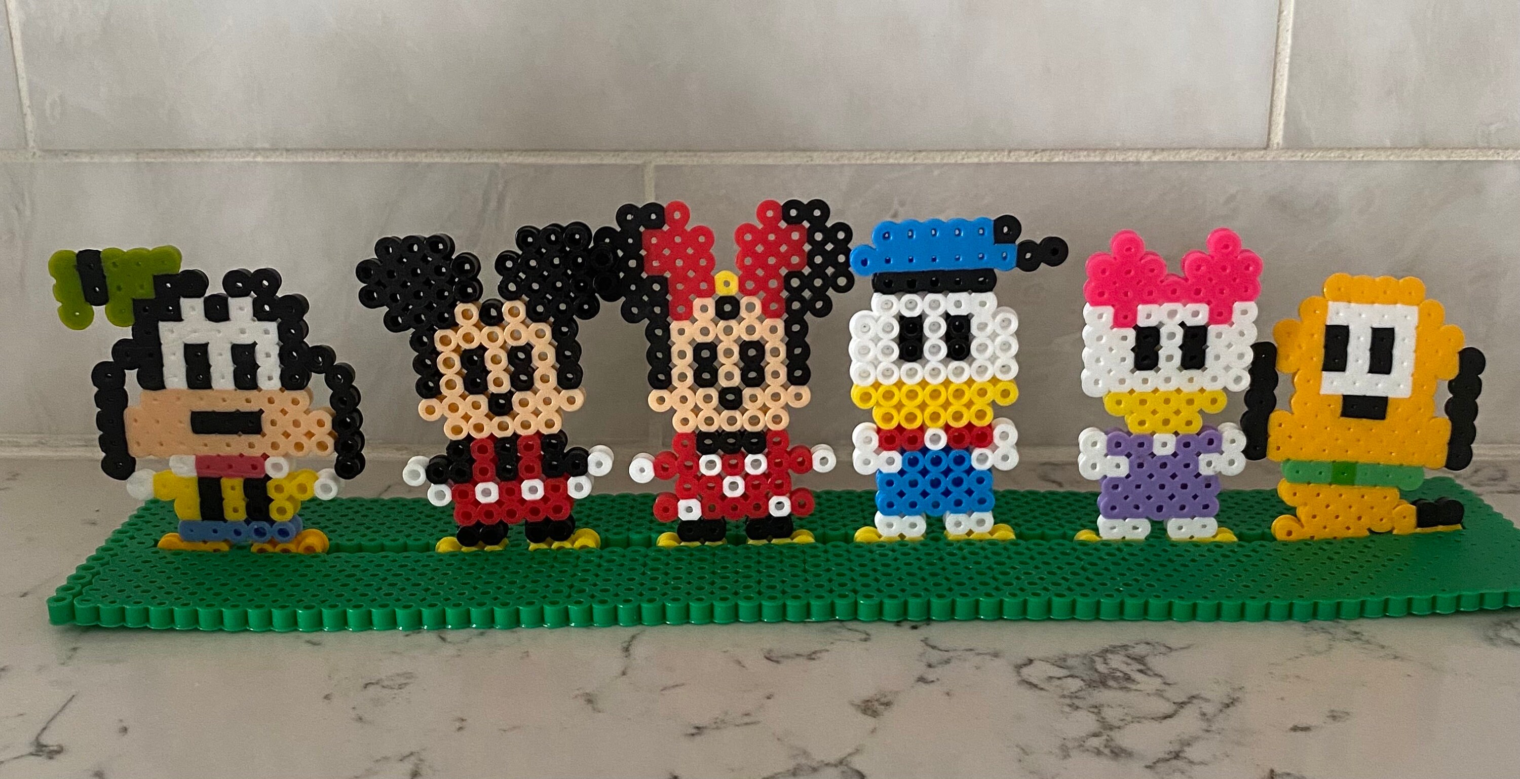 Disney Mickey,minnie,donald Duck, Daisy, Pluto and Goofy Disney Mickey,minnie,donald Duck, Daisy, Pluto and Goofy