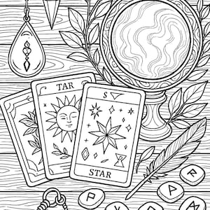 K&ouml;nnte beinhalten: Schwarz-Wei&szlig;-Illustration von Tarotkarten, einer Kristallkugel, Runen, einem Schl&uuml;ssel und einer Feder. Die Tarotkarten tragen die W&ouml;rter "TAR" und "STAR". Das Bild hat ein mystisches Thema.