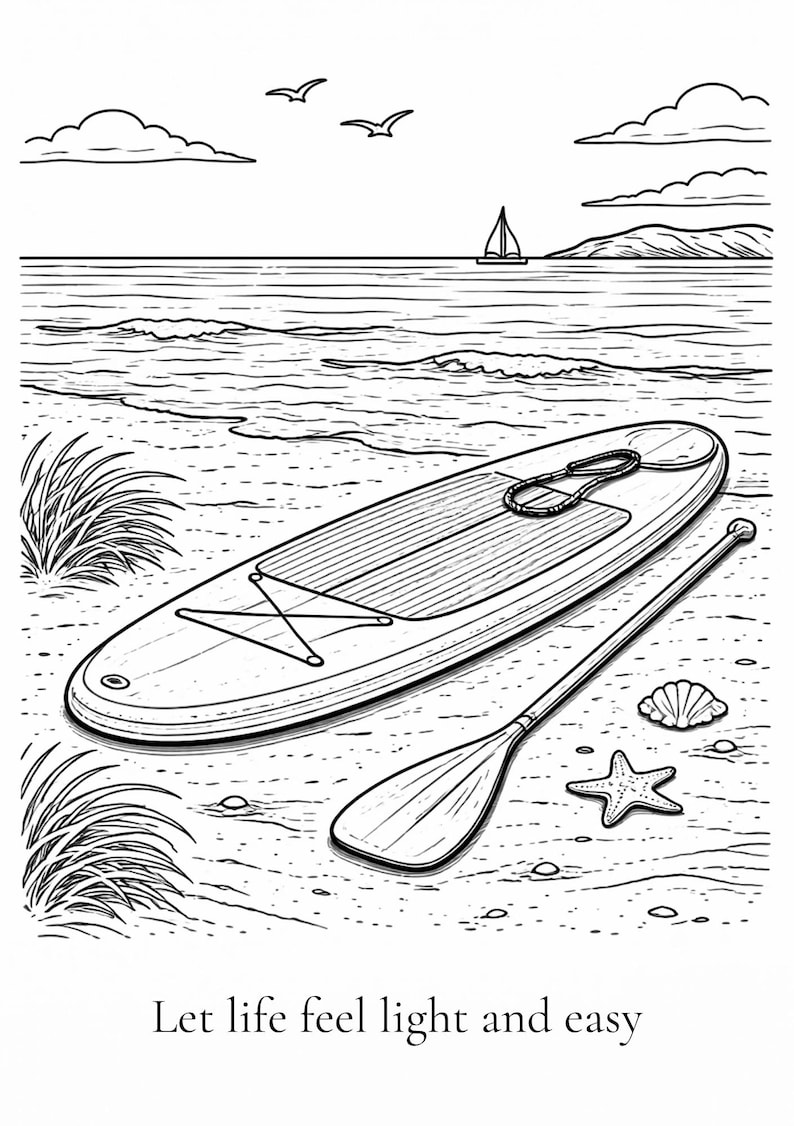 K&ouml;nnte beinhalten: Schwarz-Wei&szlig;-Illustration eines Stand-Up-Paddleboards mit Paddel am Sandstrand. Im Hintergrund sind das Meer und ein Segelboot zu sehen. Der Text "Let life feel light and easy" steht unten.