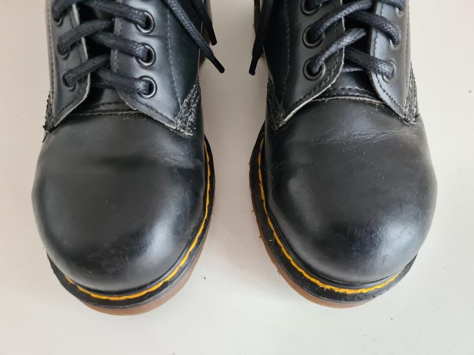 Dr Martens 20 Hole Knee High 1420 England Vintage Metal Toe